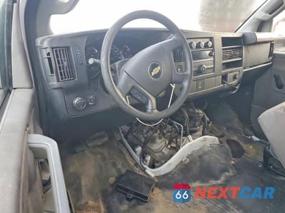Zdjęcie 8 z 12 samochodu: 2017 CHEVROLET EXPRESS G3500 BOX TRUCK VIN:1HA3GTCG0HN009424 - miniatura