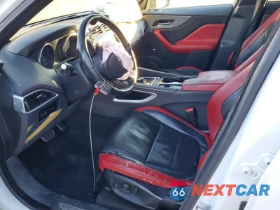 Zdjęcie 7 z 12 samochodu: 2017 JAGUAR F-PACE S VIN:SADCM2BV1HA051846 - miniatura