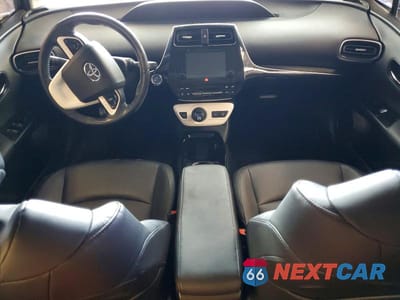 Zdjęcie 8 z 13 samochodu: 2017 TOYOTA PRIUS VIN:JTDKARFU8H3044892 - miniatura