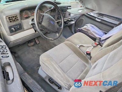 Zdjęcie 8 z 11 samochodu: 2003 FORD F250 SUPER DUTY VIN:1FTNW21P13EC46784 - miniatura