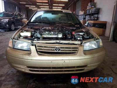 Piąte zdjęcie samochodu w środku: 1998 TOYOTA CAMRY LE VIN:JT2BF28K3W0133815 - miniatura