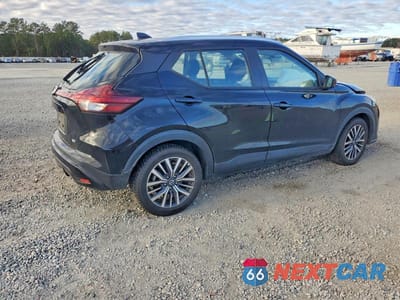 Trzecie zdjęcie samochodu z tyłu: 2021 NISSAN KICKS SV VIN:3N1CP5CV6ML504657 - miniatura