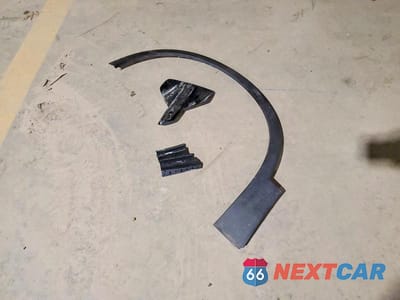 Zdjęcie 13 z 13 samochodu: 2024 VOLVO XC40 CORE VIN:YV4L12UK1R2334585 - miniatura