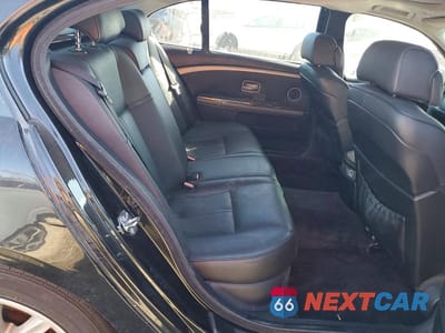 Zdjęcie 10 z 11 samochodu: 2007 BMW 750 VIN:WBAHN835X7DT69863 - miniatura