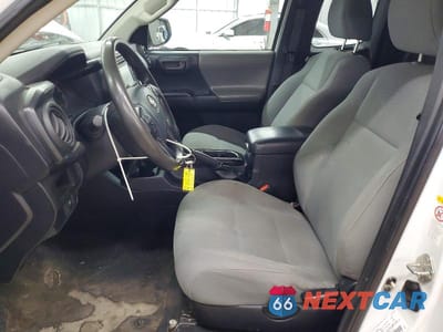 Zdjęcie 7 z 11 samochodu: 2019 TOYOTA TACOMA ACCESS CAB VIN:5TFRX5GN0KX159547 - miniatura