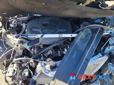 Zdjęcie 11 z 11 samochodu: 2022 VOLVO XC90 T6 MOMENTUM VIN:YV4A22PK0N1860321 - miniatura