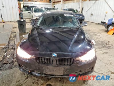 Piąte zdjęcie samochodu w środku: 2014 BMW 320 I XDRIVE VIN:WBA3C3G58ENS67224 - miniatura