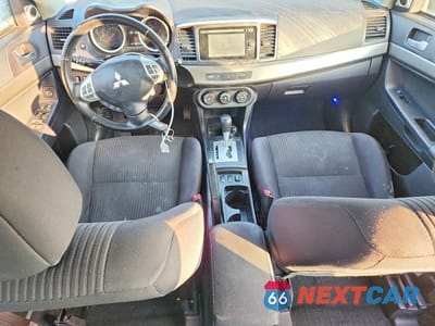 Zdjęcie 8 z 12 samochodu: 2015 MITSUBISHI LANCER SE VIN:JA32V2FW6FU009447 - miniatura