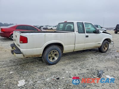 Trzecie zdjęcie samochodu z tyłu: 2003 CHEVROLET S TRUCK S10 VIN:1GCCS19X738255120 - miniatura