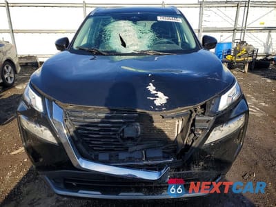 Piąte zdjęcie samochodu w środku: 2023 NISSAN ROGUE SL VIN:5N1BT3CBXPC941992 - miniatura