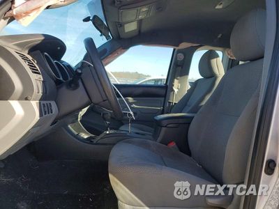 Zdjęcie 7 z 11 samochodu: 2012 TOYOTA TACOMA ACCESS CAB VIN:5TFUX4EN1CX012047 - miniatura