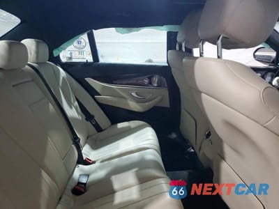 Zdjęcie 10 z 12 samochodu: 2017 MERCEDES-BENZ E 300 4MATIC VIN:WDDZF4KB6HA020924 - miniatura
