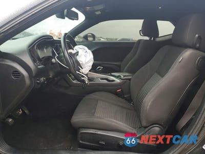 Zdjęcie 7 z 13 samochodu: 2019 DODGE CHALLENGER SXT VIN:2C3CDZAG3KH677337 - miniatura