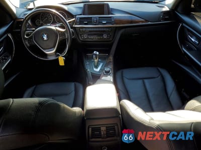 Zdjęcie 8 z 12 samochodu: 2014 BMW 328 D VIN:WBA3D3C5XEK155397 - miniatura