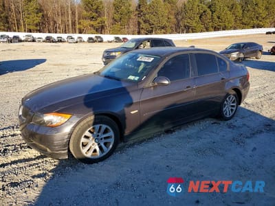2007 BMW 328 I WBAVA33547KX73691 - główne zdjęcie licytacji z USA - miniatura