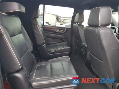 Zdjęcie 11 z 13 samochodu: 2023 CHEVROLET SUBURBAN K1500 PREMIER 4WD VIN:1GNSKFKD4PR278998 - miniatura