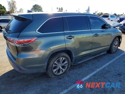 Trzecie zdjęcie samochodu z tyłu: 2015 TOYOTA HIGHLANDER LE VIN:5TDZKRFH7FS077439 - miniatura