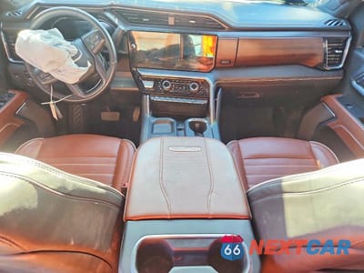 Zdjęcie 8 z 13 samochodu: 2024 GMC SIERRA K2500 DENALI ULTIMATE VIN:1GT49XEY2RF458597 - miniatura