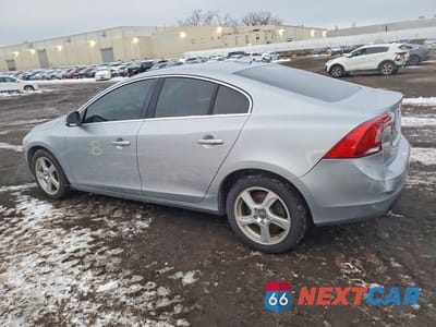 Drugie zdjęcie samochodu z przodu: 2013 VOLVO S60 T5 VIN:YV1612FS9D2197976 - miniatura