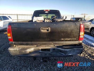 Zdjęcie 6 z 12 samochodu: 2002 CHEVROLET SILVERADO K2500 HEAVY DUTY VIN:1GCHK23172F143590 - miniatura