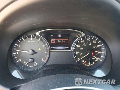 Zdjęcie 9 z 11 samochodu: 2017 NISSAN ALTIMA 2.5 VIN:1N4AL3APXHC117383 - miniatura