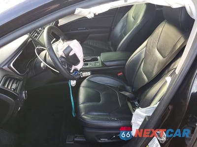 Zdjęcie 7 z 12 samochodu: 2019 FORD FUSION TITANIUM VIN:3FA6P0RU8KR117409 - miniatura