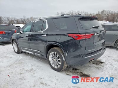 Drugie zdjęcie samochodu z przodu: 2022 CHEVROLET TRAVERSE PREMIER VIN:1GNEVKKW4NJ189619 - miniatura