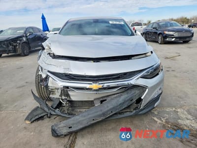 Piąte zdjęcie samochodu w środku: 2022 CHEVROLET MALIBU LT VIN:1G1ZD5ST7NF128331 - miniatura