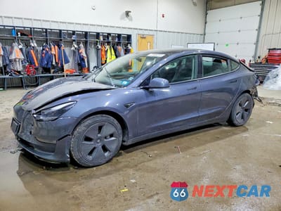 2023 TESLA MODEL 3 5YJ3E1EA4PF428798 - główne zdjęcie licytacji z USA - miniatura