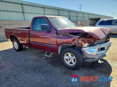 Czwarte zdjęcie samochodu z boku: 2000 DODGE RAM 1500 VIN:1B7HC16Y0YS564650 - miniatura