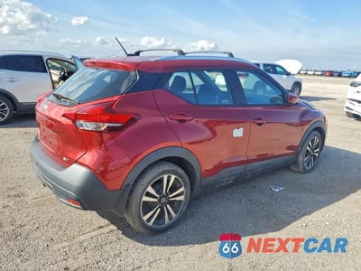 Trzecie zdjęcie samochodu z tyłu: 2018 NISSAN KICKS S VIN:3N1CP5CU6JL538472 - miniatura