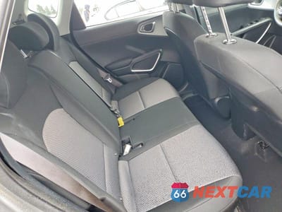 Zdjęcie 10 z 12 samochodu: 2025 KIA SOUL LX VIN:KNDJ23AU7S7965689 - miniatura