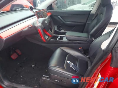 Zdjęcie 7 z 13 samochodu: 2021 TESLA MODEL Y VIN:5YJYGDEE6MF159459 - miniatura