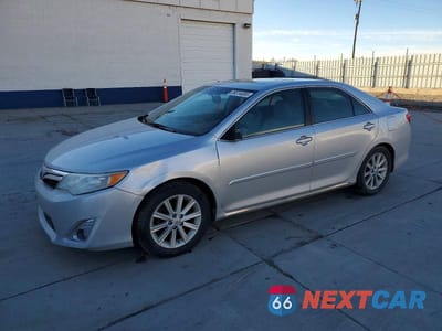 2014 TOYOTA CAMRY 4T1BF1FK4EU834323 - główne zdjęcie licytacji z USA - miniatura