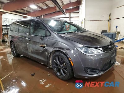 Czwarte zdjęcie samochodu z boku: 2018 CHRYSLER PACIFICA TOURING L VIN:2C4RC1BG3JR322315 - miniatura