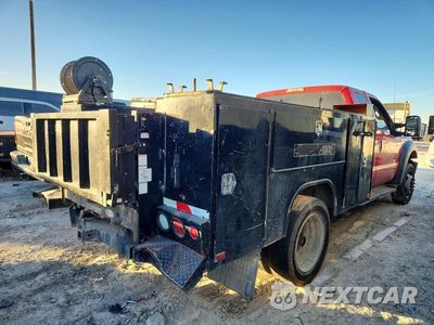Trzecie zdjęcie samochodu z tyłu: 2016 FORD F550 SUPER DUTY VIN:1FD0X5GY4GEB43255 - miniatura