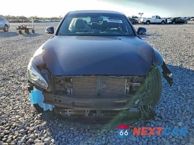 Piąte zdjęcie samochodu w środku: 2019 INFINITI Q70 3.7 LUXE VIN:JN1BY1AP3KM505340 - miniatura