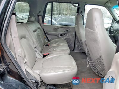 Zdjęcie 11 z 13 samochodu: 1999 FORD EXPEDITION VIN:1FMPU18L1XLC02938 - miniatura