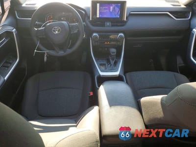 Zdjęcie 8 z 11 samochodu: 2023 TOYOTA RAV4 XLE VIN:2T3W1RFV4PW258784 - miniatura