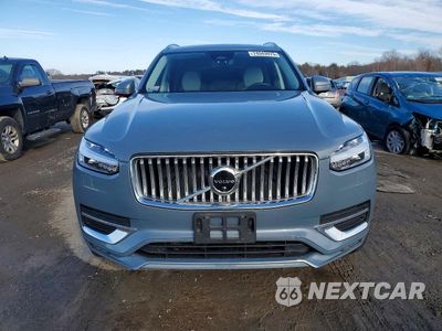 Piąte zdjęcie samochodu w środku: 2023 VOLVO XC90 PLUS VIN:YV4062PN2P1926672 - miniatura