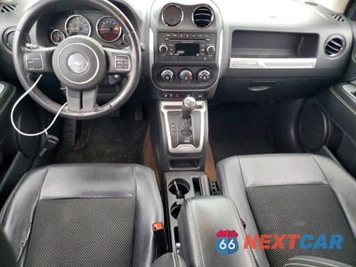 Zdjęcie 8 z 12 samochodu: 2014 JEEP COMPASS LATITUDE VIN:1C4NJDEB6ED826985 - miniatura