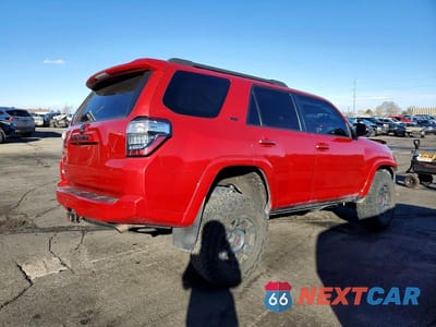 Trzecie zdjęcie samochodu z tyłu: 2017 TOYOTA 4RUNNER SR5 PREMIUM VIN:JTEBU5JR0H5437725 - miniatura