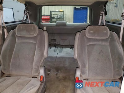 Zdjęcie 10 z 13 samochodu: 2005 CHRYSLER TOWN & COUNTRY LX VIN:2C4GP44R75R300917 - miniatura