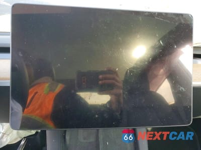 Zdjęcie 9 z 12 samochodu: 2024 TESLA MODEL Y VIN:7SAYGDEE5RA225927 - miniatura