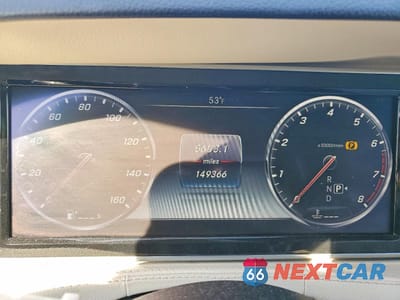 Zdjęcie 9 z 13 samochodu: 2015 MERCEDES-BENZ S 550 VIN:WDDUG8CB6FA130804 - miniatura