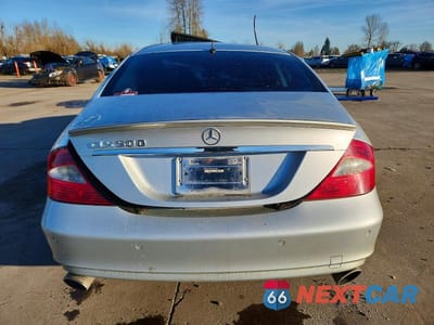 Zdjęcie 6 z 12 samochodu: 2006 MERCEDES-BENZ CLS 500C VIN:WDDDJ75X06A073908 - miniatura