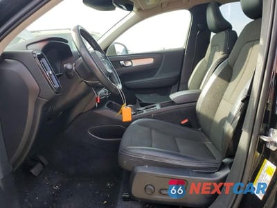 Zdjęcie 7 z 13 samochodu: 2020 VOLVO XC40 T5 MOMENTUM VIN:YV4162UK8L2267483 - miniatura