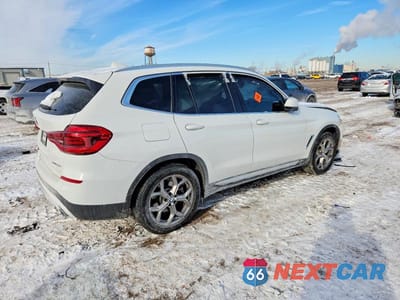 Trzecie zdjęcie samochodu z tyłu: 2021 BMW X3 XDRIVE30I VIN:5UXTY5C06M9F50028 - miniatura