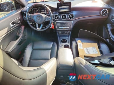 Zdjęcie 8 z 11 samochodu: 2018 MERCEDES-BENZ CLA 250 4MATIC VIN:WDDSJ4GB1JN630575 - miniatura