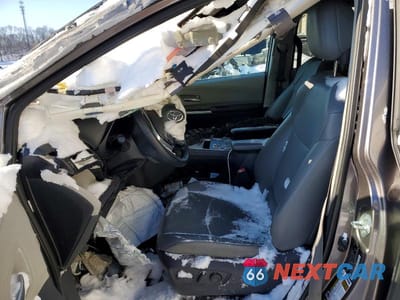 Zdjęcie 7 z 13 samochodu: 2021 TOYOTA SIENNA XLE VIN:5TDYRKEC7MS063378 - miniatura